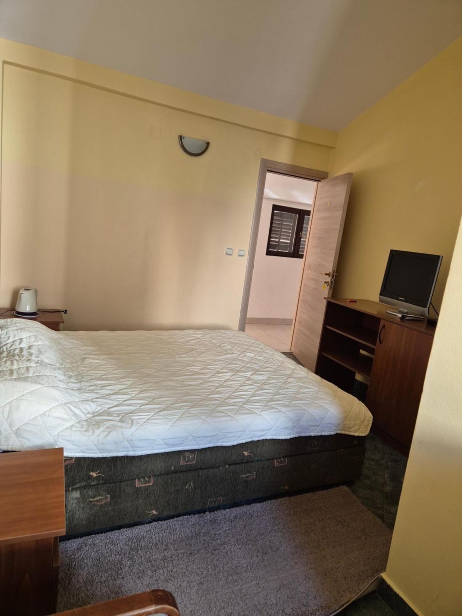 Mali Milocer Bay Accommodation Sveti Stefan Cameră foto