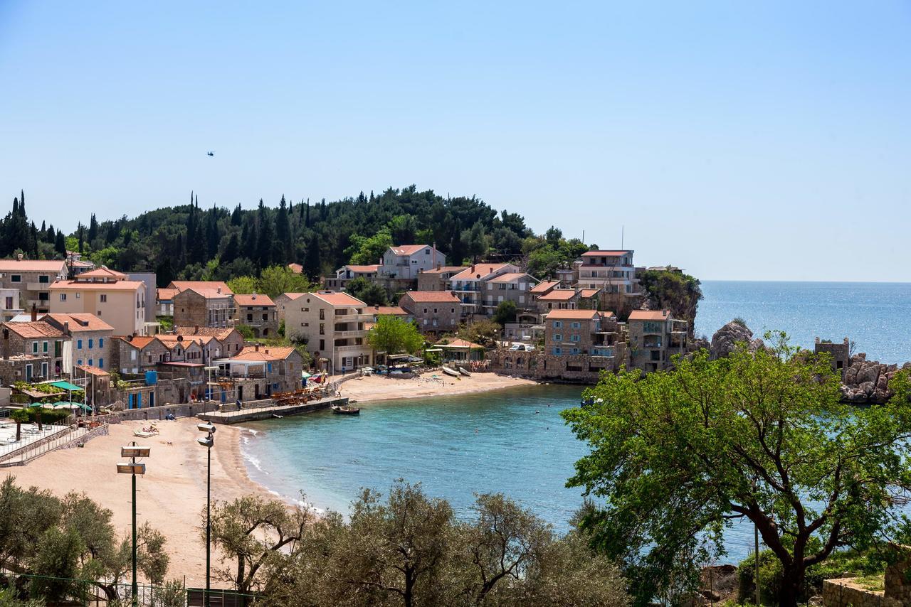 Mali Milocer Bay Accommodation Sveti Stefan Exterior foto